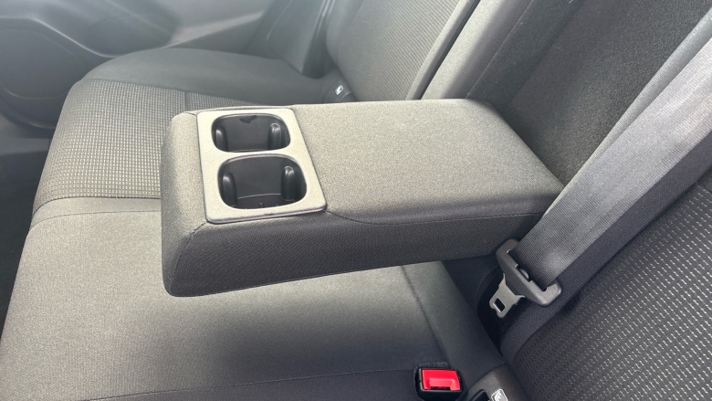 Nissan Qashqai 1.3 DiG-T MH Acenta Premium 5dr Petrol Hatchback